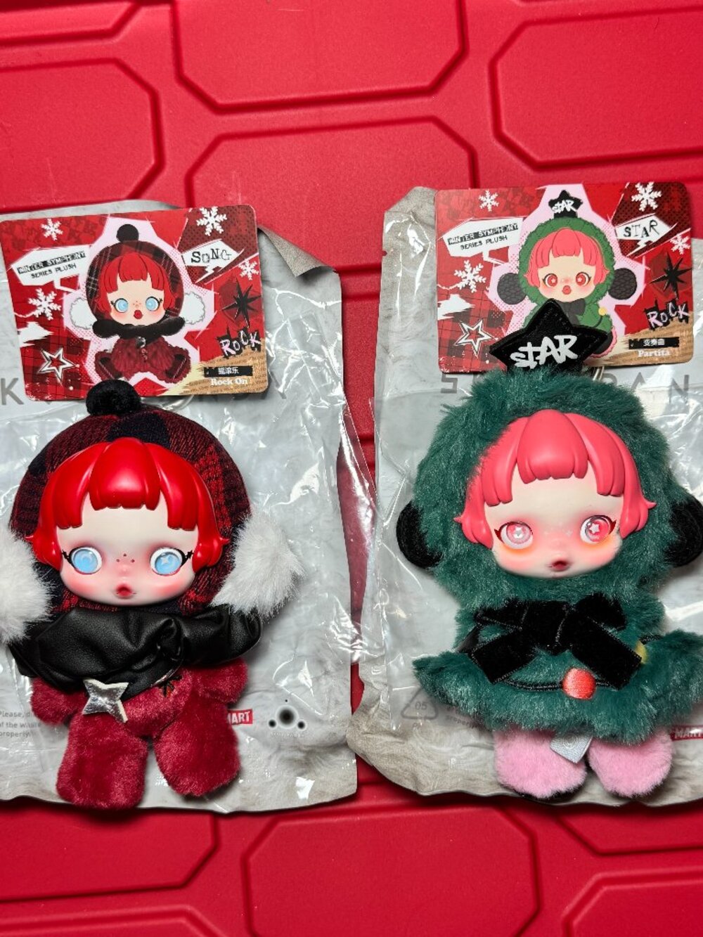 Pop Mart Skullpanda Winter Symphony Series - Set of 2 (Partita & Rock On)